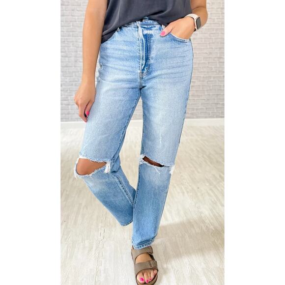 CELLO Stretch Super High Rise Destroyed Dad‎ Jeans Button Fly Medium Wash Size 7 - Picture 1 of 10